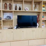 Tina House Apartment